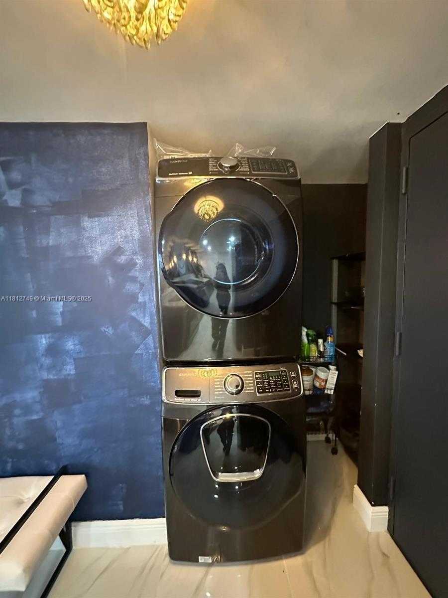 Small Image of 7601 EAST TREASURE DR #2022, North Bay Village Number 7