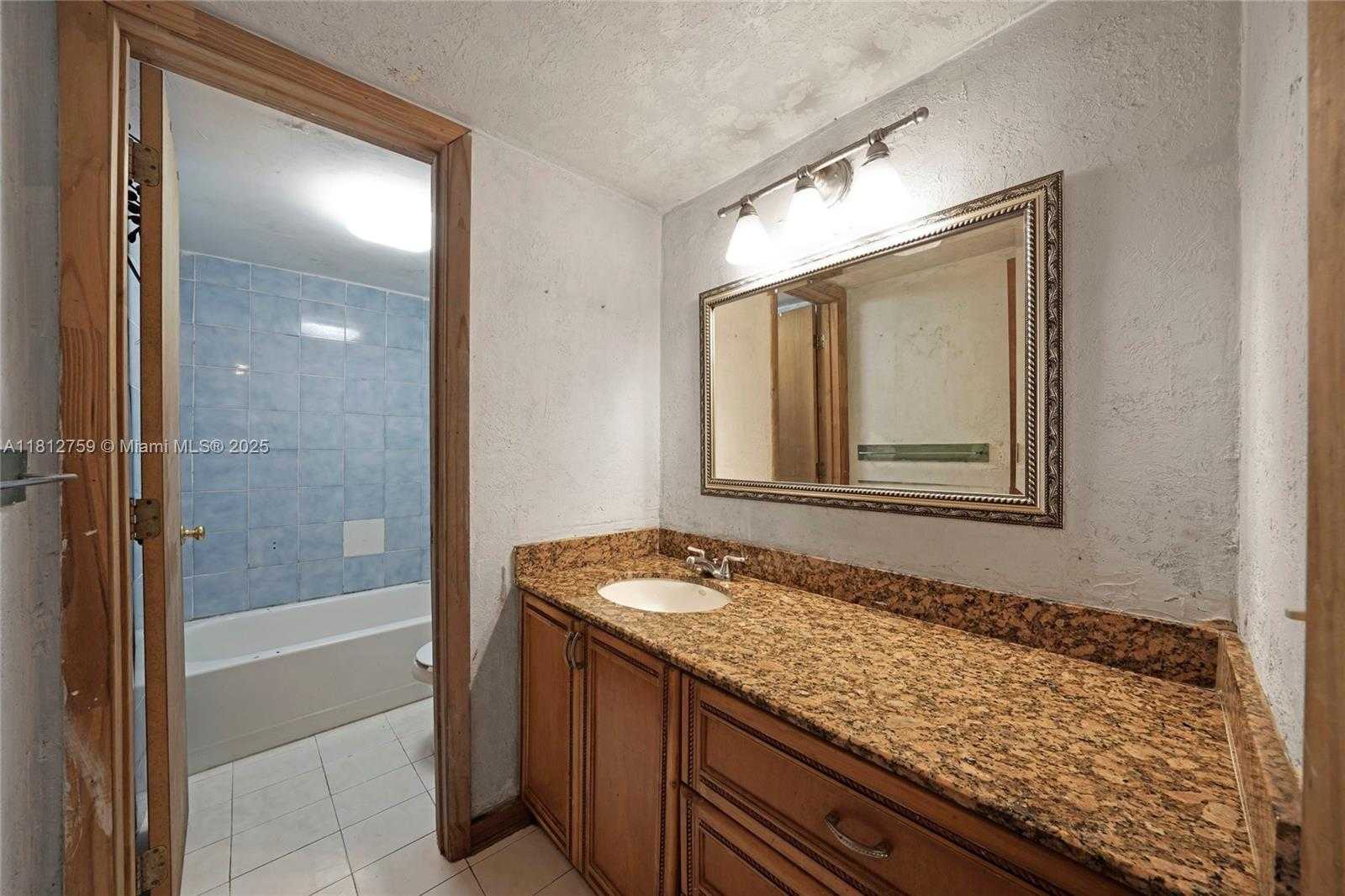 Small Image of 1950 WEST 56TH ST #2311B, Hialeah Number 16