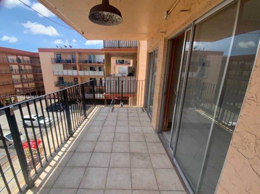 Small Image of 1950 WEST 56TH ST #2311B, Hialeah Number 3