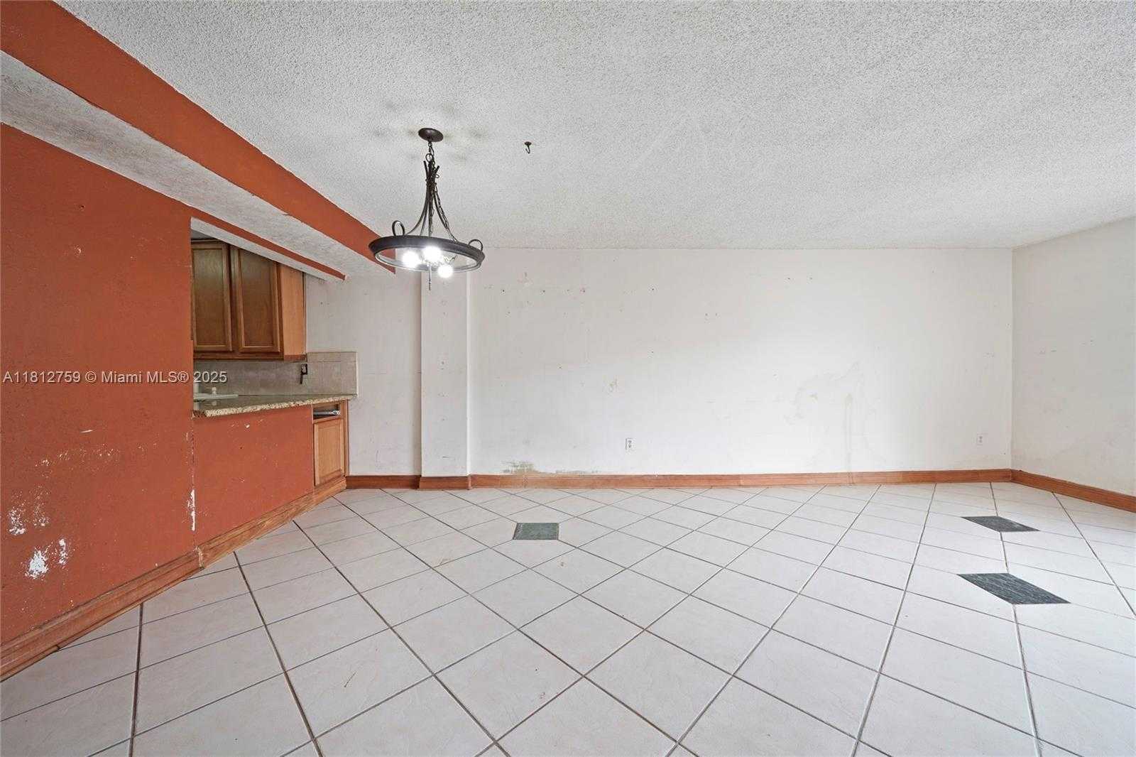 Small Image of 1950 WEST 56TH ST #2311B, Hialeah Number 5
