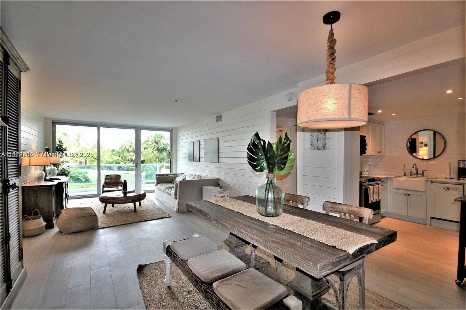 Small Image of 5161 COLLINS AVE #315, Miami Beach Number 9