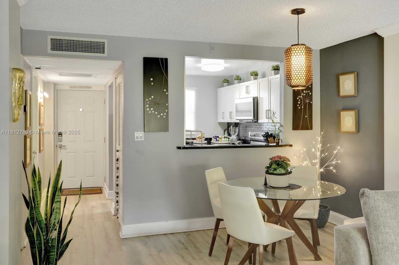 Small Image of 103 ROYAL PARK DR #3D, Oakland Park Number 13