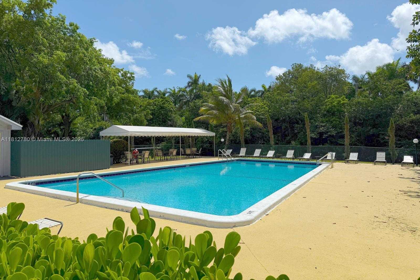 Small Image of 103 ROYAL PARK DR #3D, Oakland Park Number 20