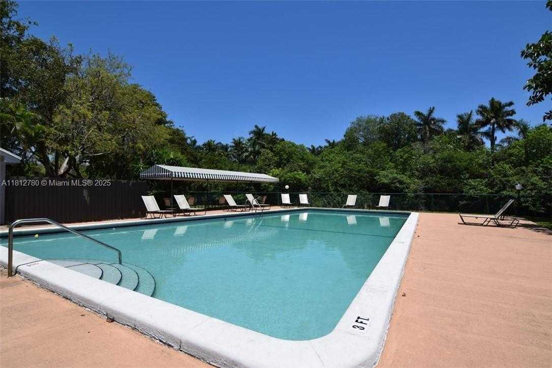 Small Image of 103 ROYAL PARK DR #3D, Oakland Park Number 8