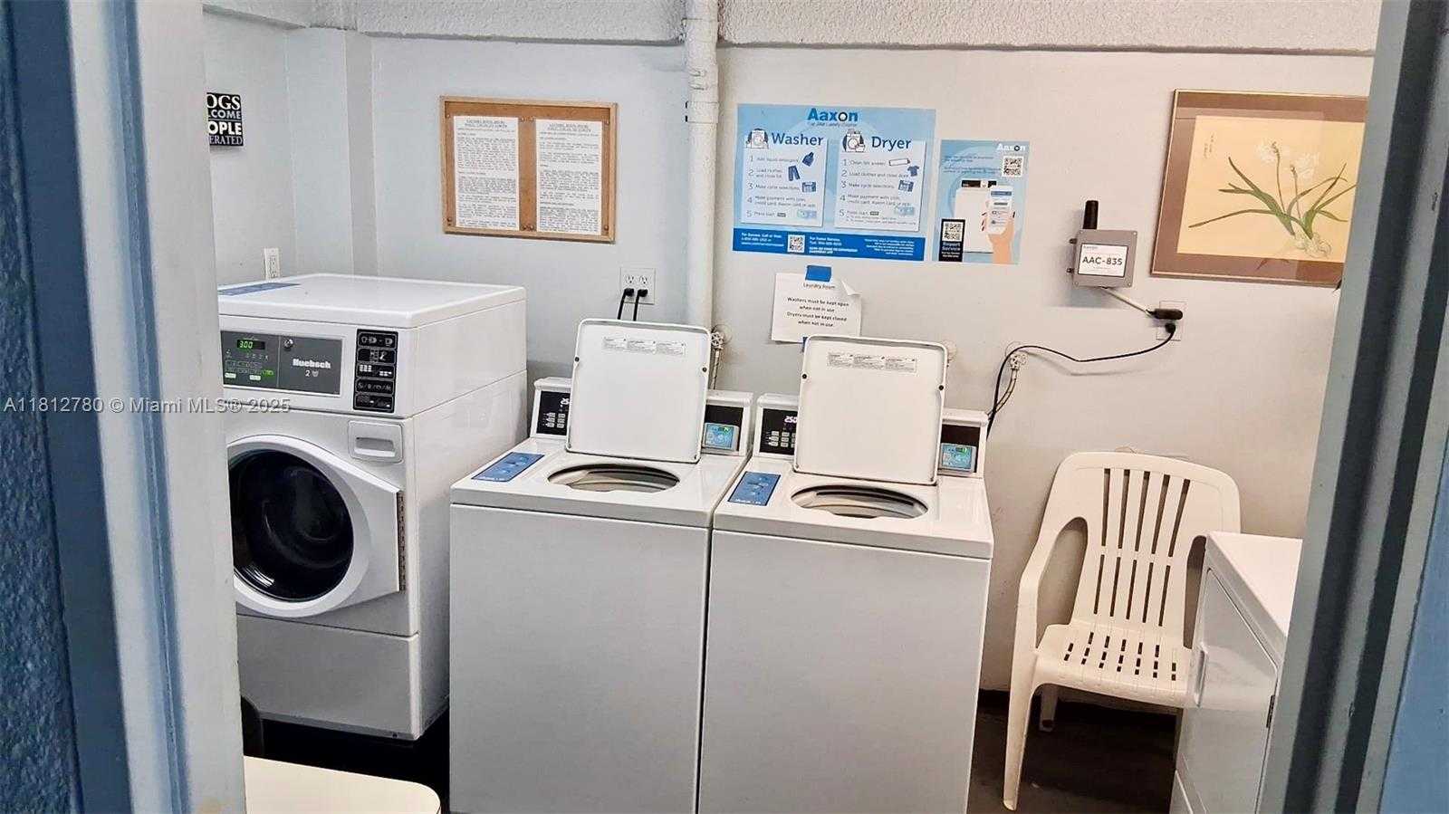 Small Image of 103 ROYAL PARK DR #3D, Oakland Park Number 9