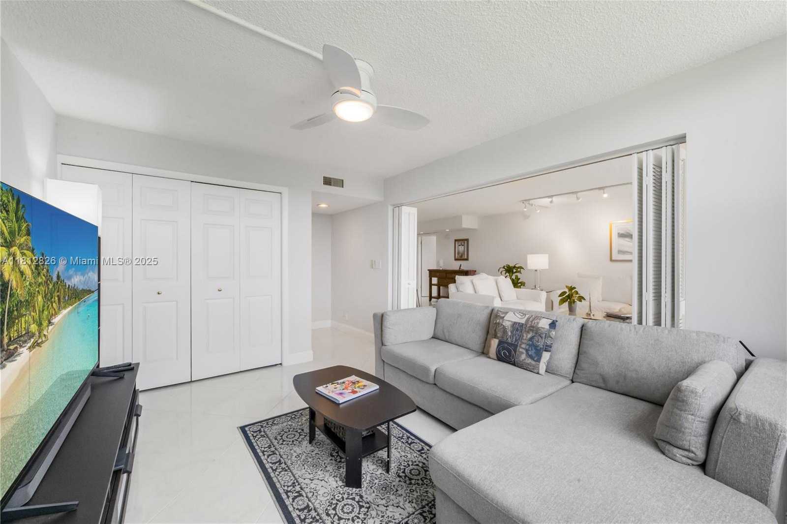 Small Image of 16300 GOLF CLUB RD #411, Weston Number 18