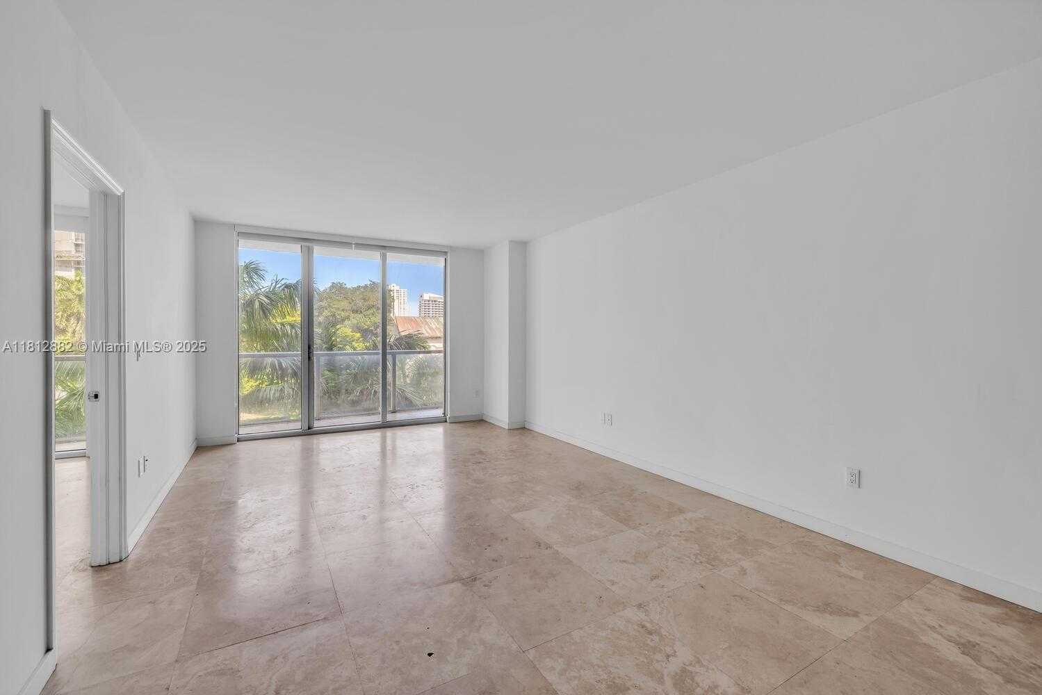Small Image of 500 BRICKELL AVE #400, Miami Number 10