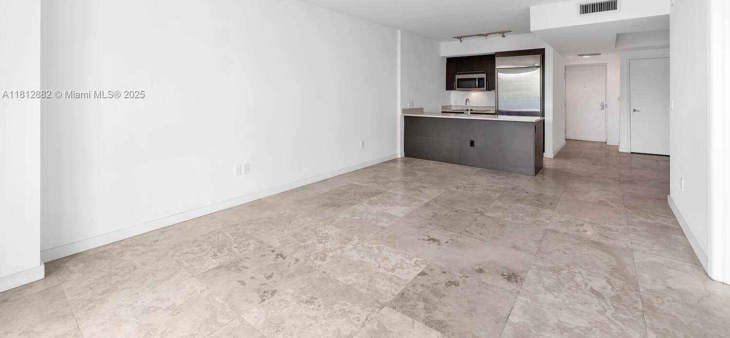 Small Image of 500 BRICKELL AVE #400, Miami Number 5