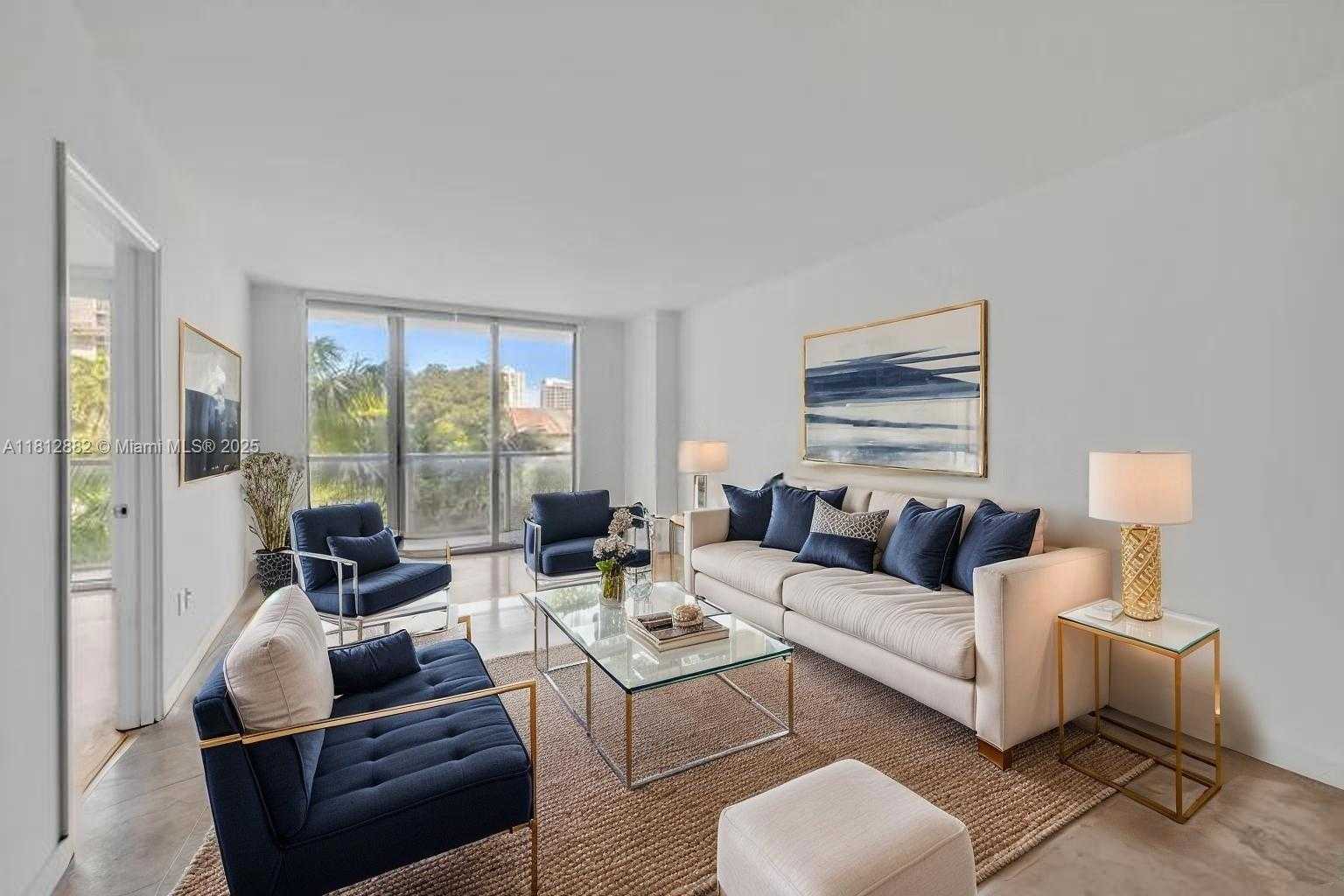 Small Image of 500 BRICKELL AVE #400, Miami Number 9