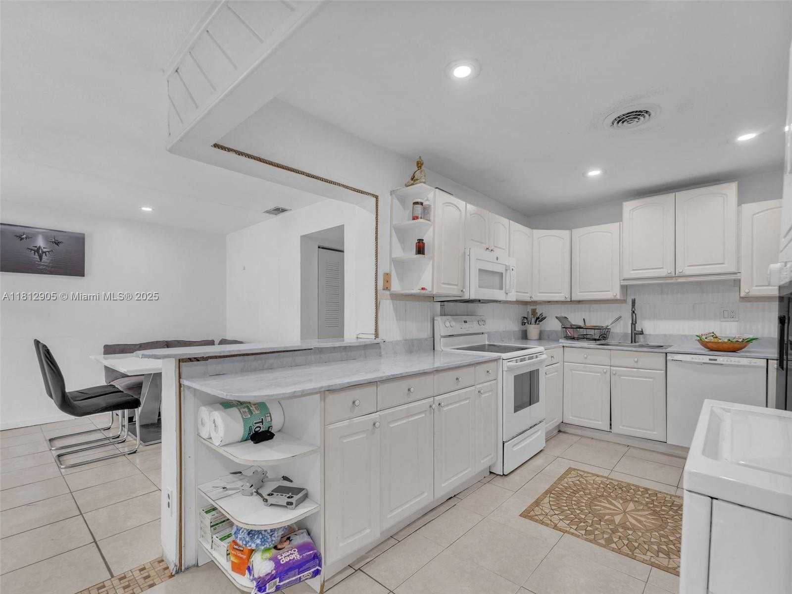 Small Image of 1849 SOUTH WEST 81ST WAY #1-24, Davie Number 13
