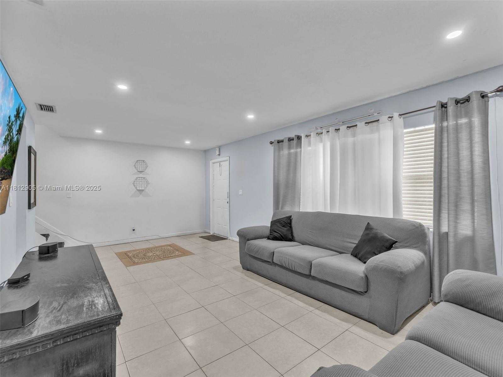 Small Image of 1849 SOUTH WEST 81ST WAY #1-24, Davie Number 5