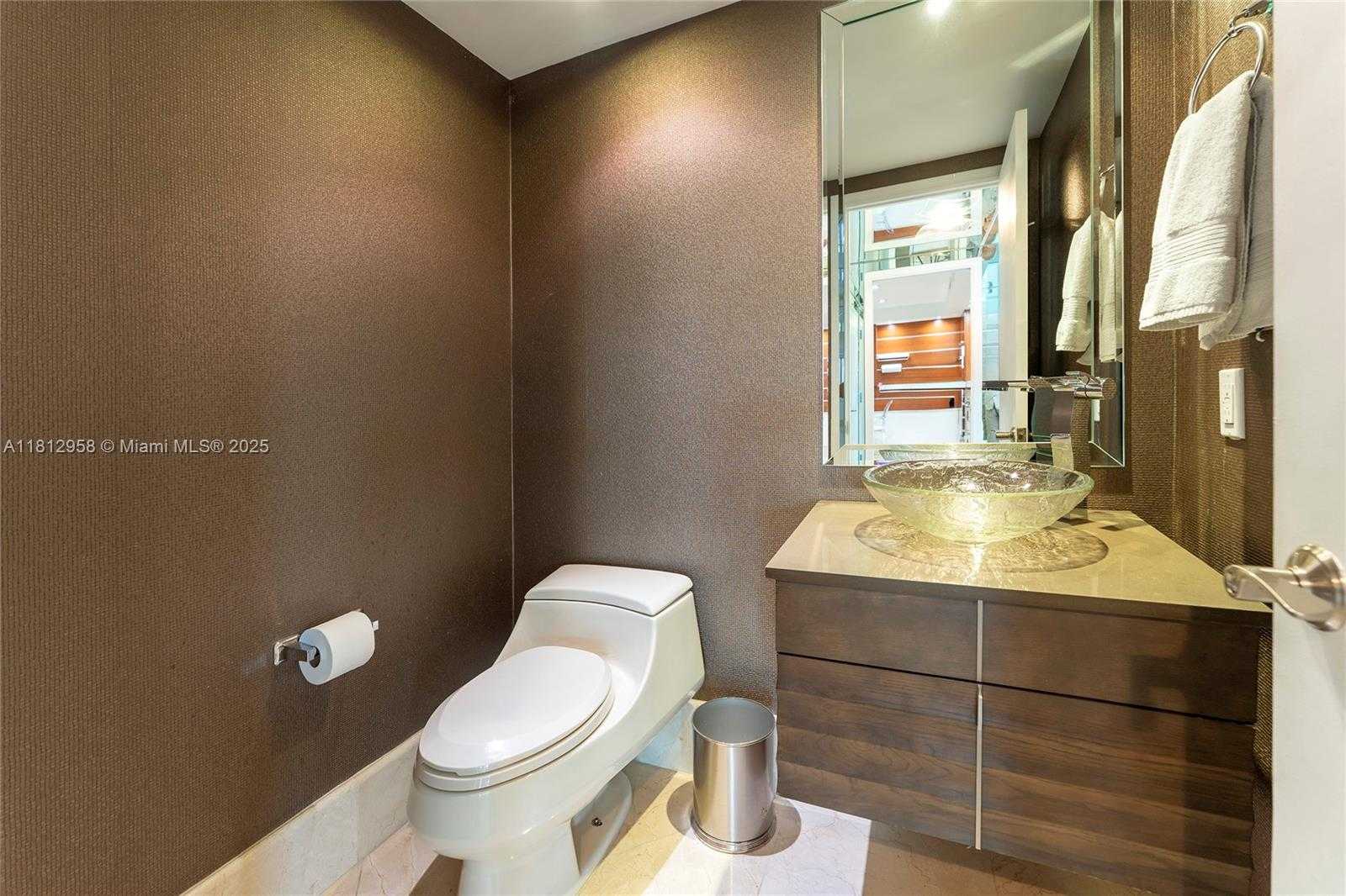 Small Image of 10205 COLLINS AVE #401, Bal Harbour Number 15