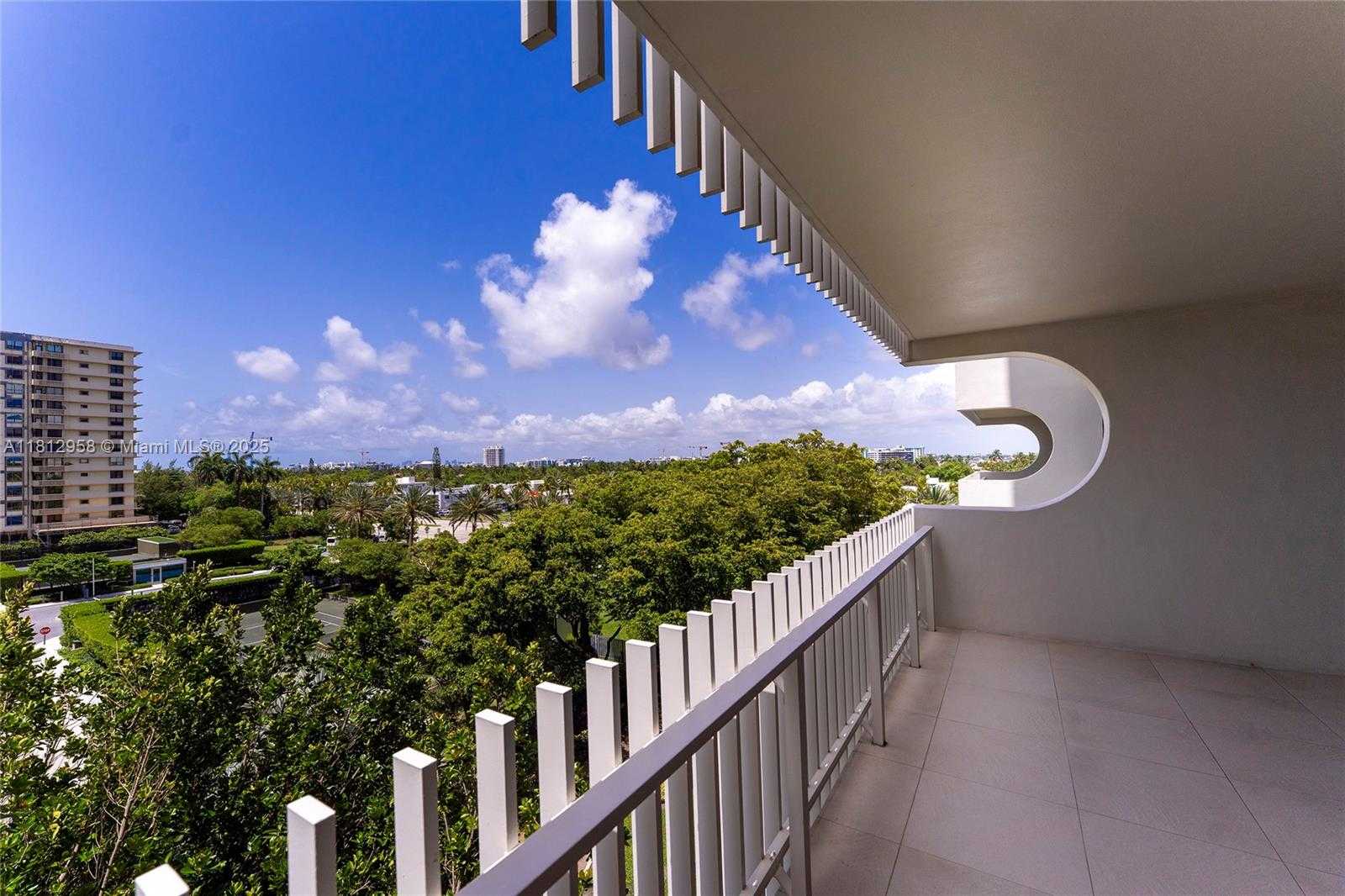 Small Image of 10205 COLLINS AVE #401, Bal Harbour Number 26