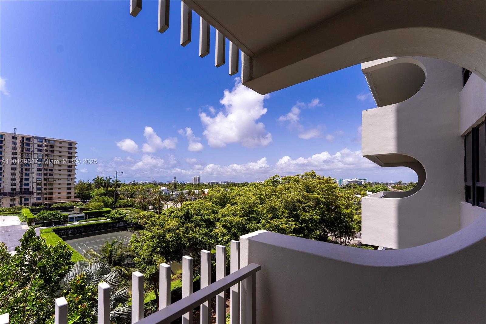 Small Image of 10205 COLLINS AVE #401, Bal Harbour Number 28