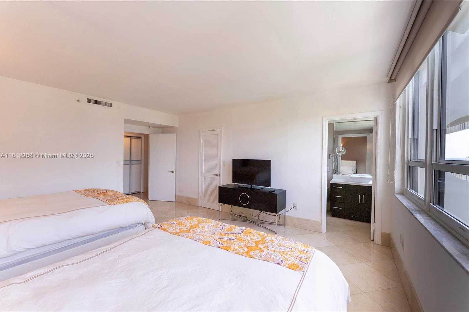 Small Image of 10205 COLLINS AVE #401, Bal Harbour Number 32