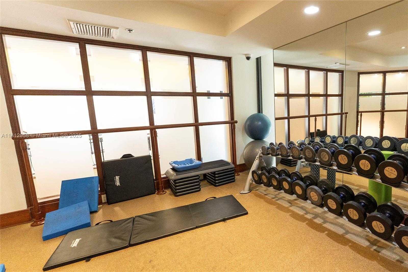 Small Image of 10205 COLLINS AVE #401, Bal Harbour Number 50