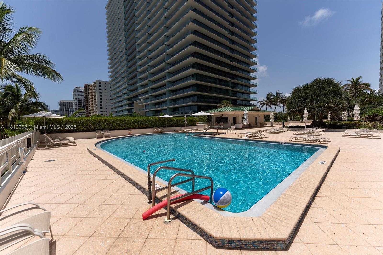 Small Image of 10205 COLLINS AVE #401, Bal Harbour Number 58