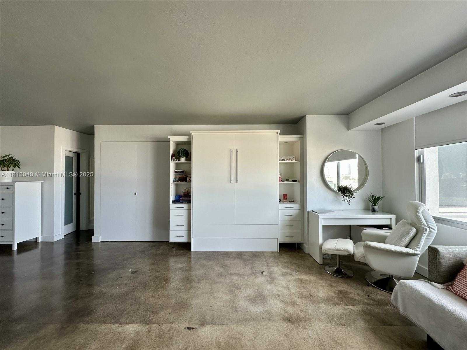 Small Image of 1000 WEST AVE #932, Miami Beach Number 11