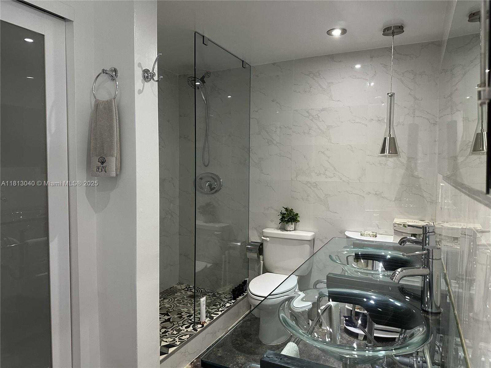 Small Image of 1000 WEST AVE #932, Miami Beach Number 16
