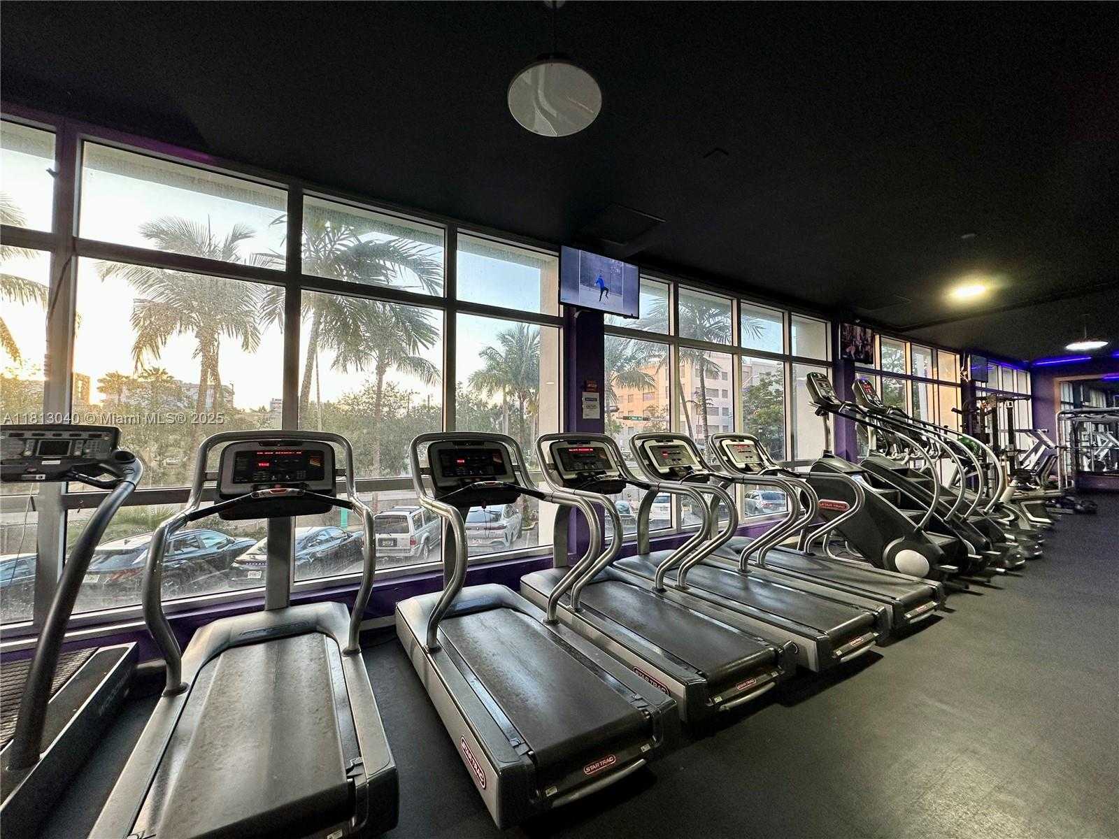 Small Image of 1000 WEST AVE #932, Miami Beach Number 31