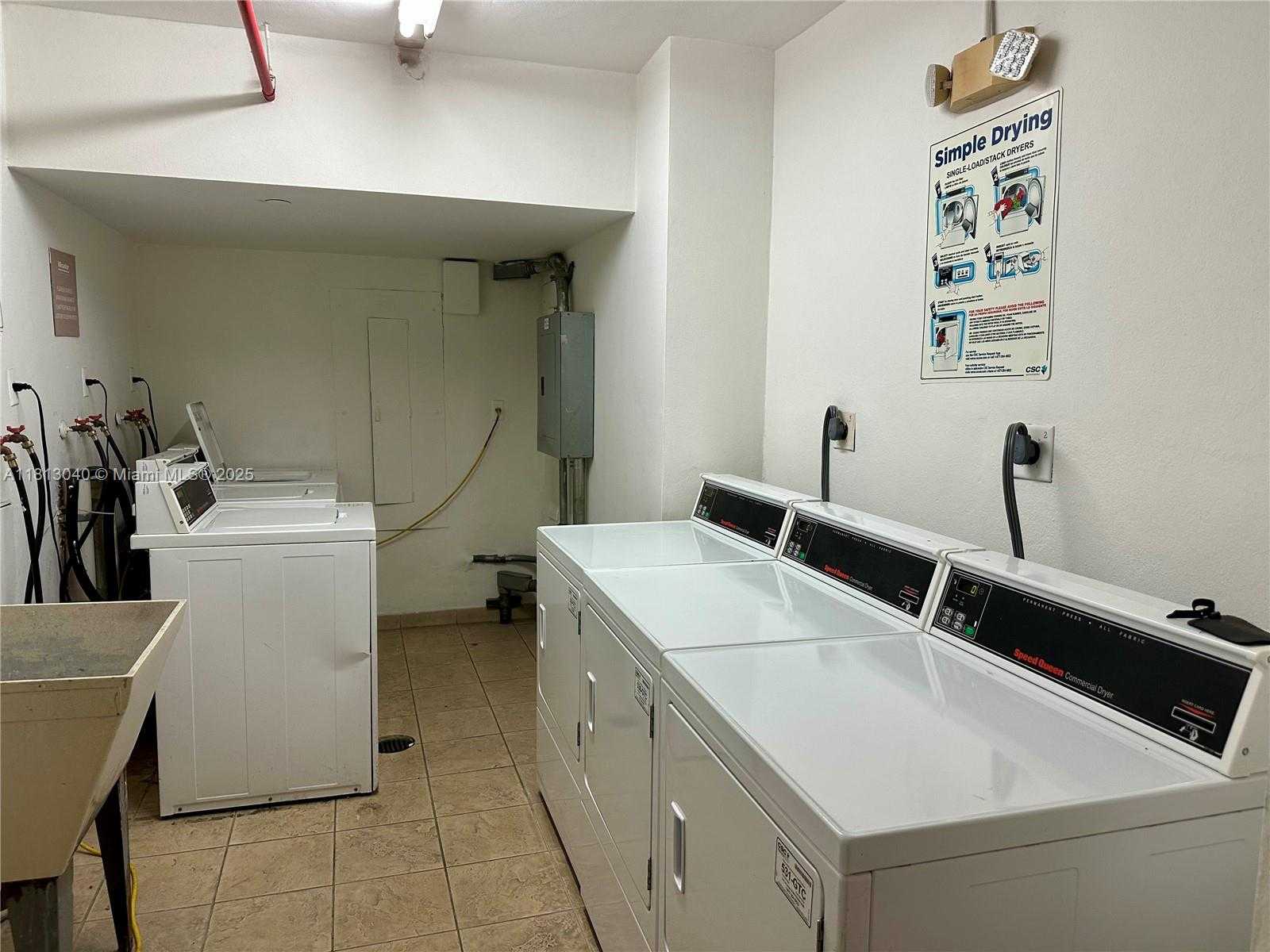 Small Image of 1000 WEST AVE #932, Miami Beach Number 37