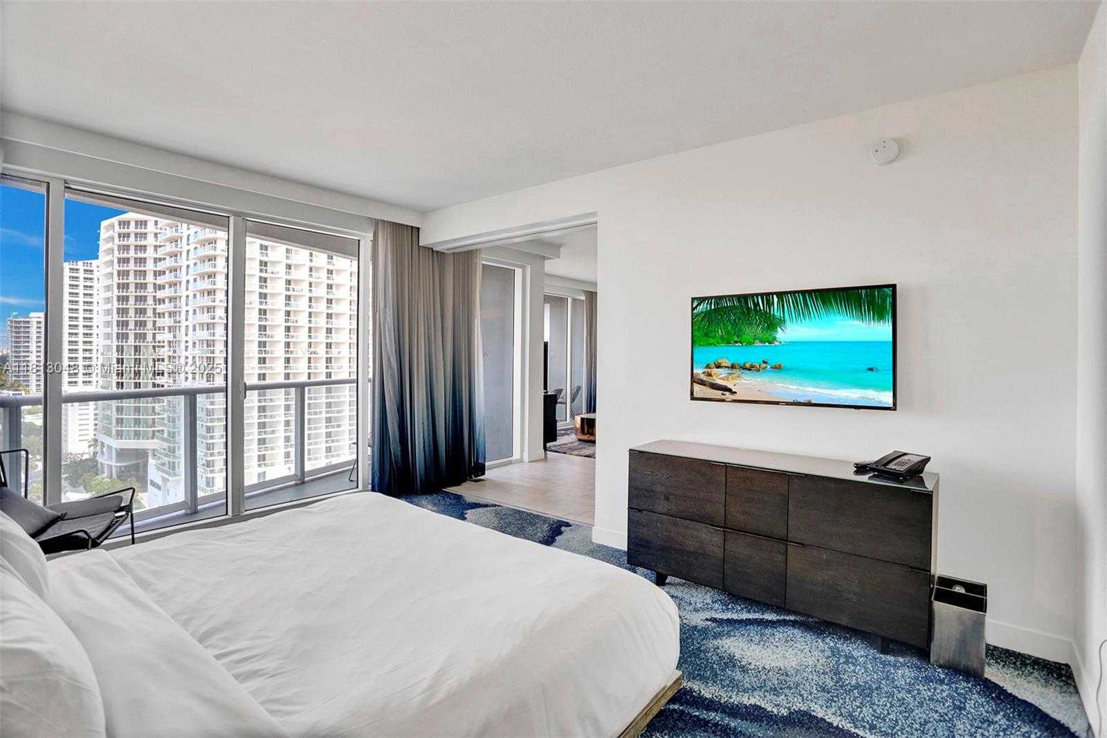 Small Image of 3101 BAYSHORE DR #1208, Fort Lauderdale Number 11