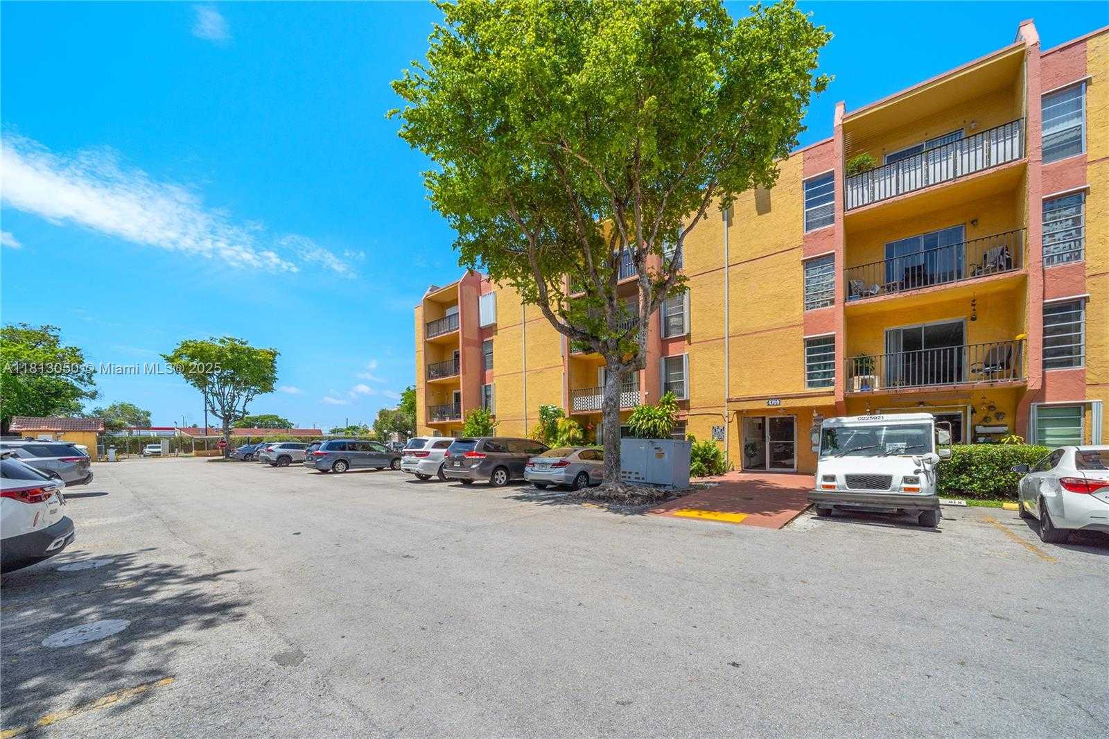 Small Image of 4709 NORTH WEST 7TH ST #405-9, Miami Number 17