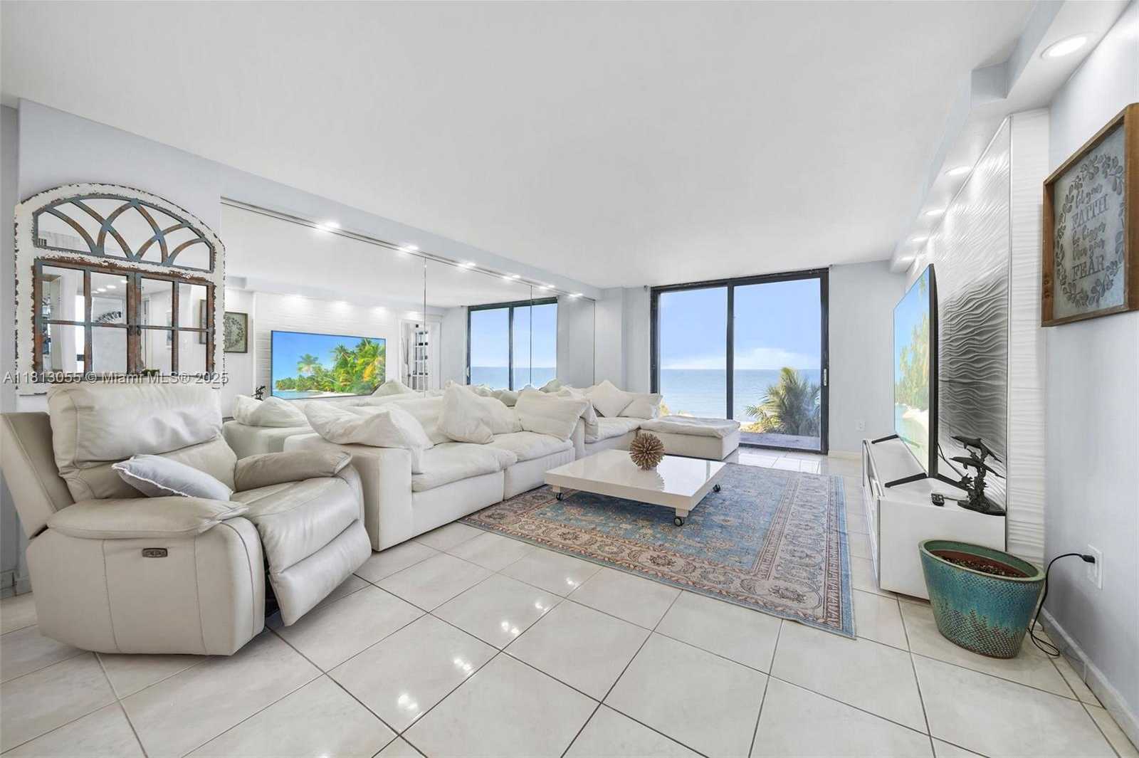 Small Image of 6061 COLLINS AVE #5F, Miami Beach Number 14