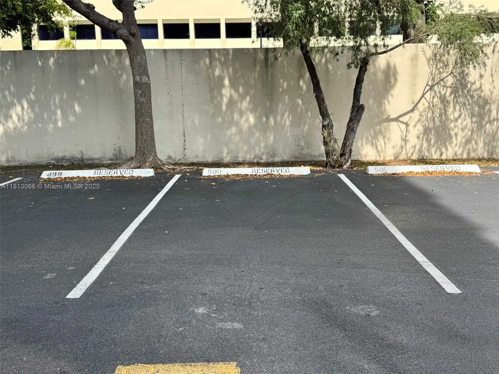 Small Image of 1300 NORTH EAST MIAMI GARDENS DR #521E, Miami Gardens Number 15