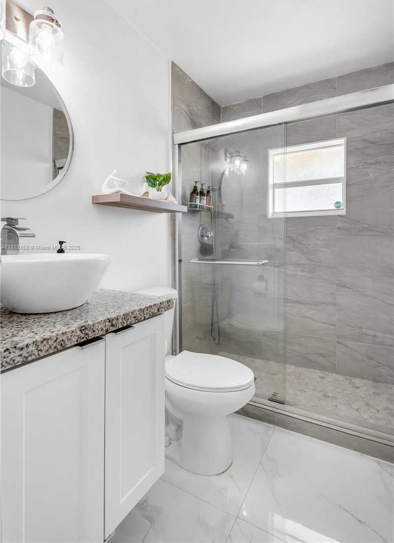 Small Image of 5408 SOUTH WEST 138TH AVE, Miami Number 12