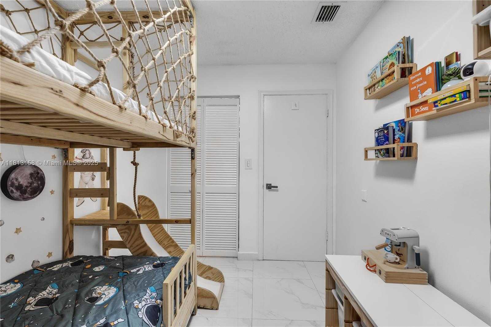 Small Image of 5408 SOUTH WEST 138TH AVE, Miami Number 15