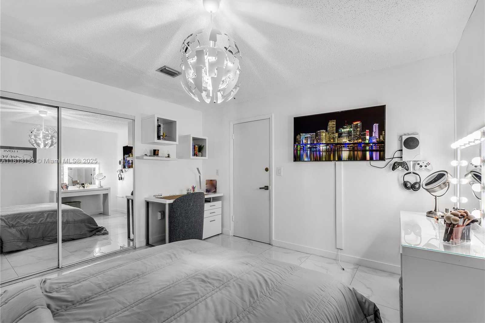 Small Image of 5408 SOUTH WEST 138TH AVE, Miami Number 18