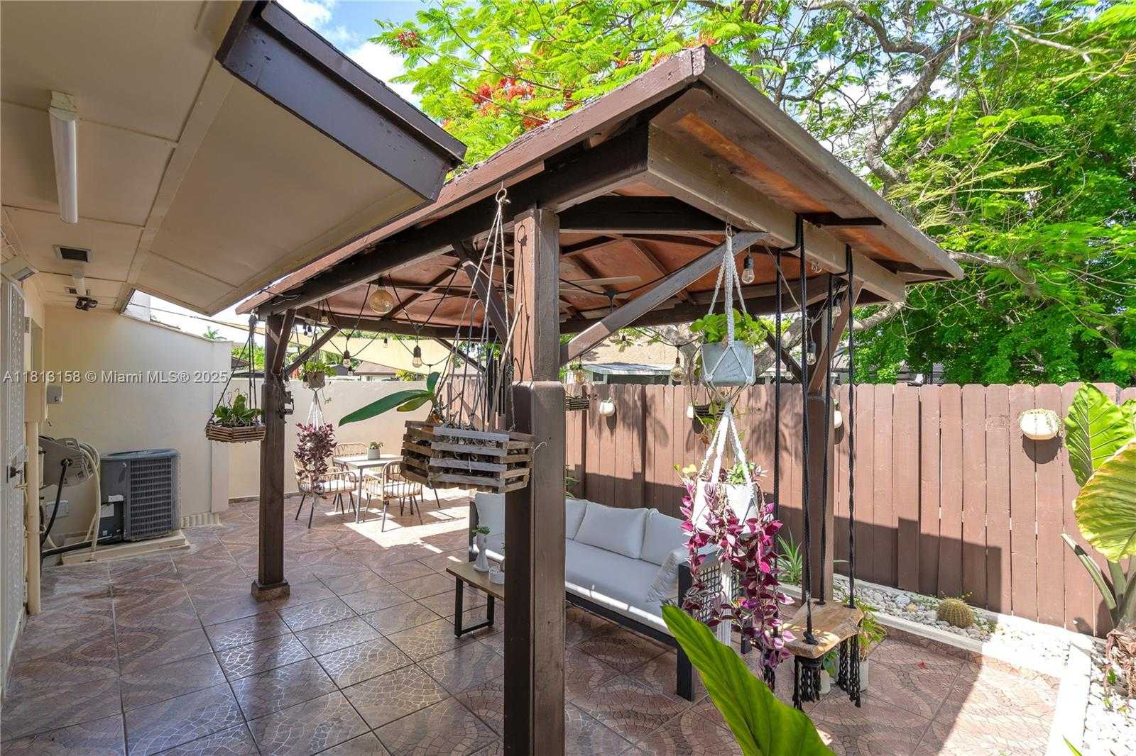 Small Image of 5408 SOUTH WEST 138TH AVE, Miami Number 19
