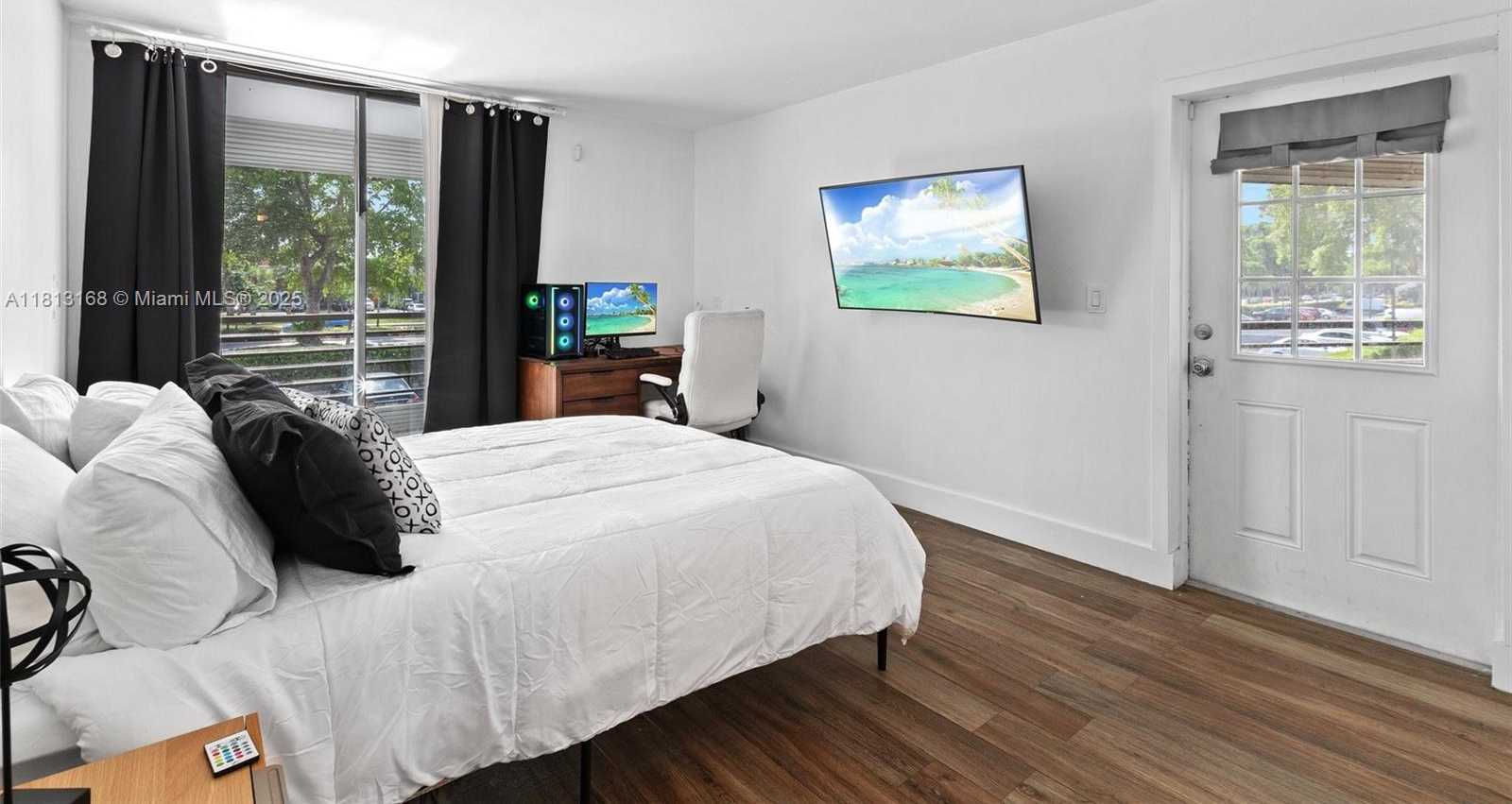 Small Image of 6451 NORTH UNIVERSITY DR #205, Tamarac Number 14