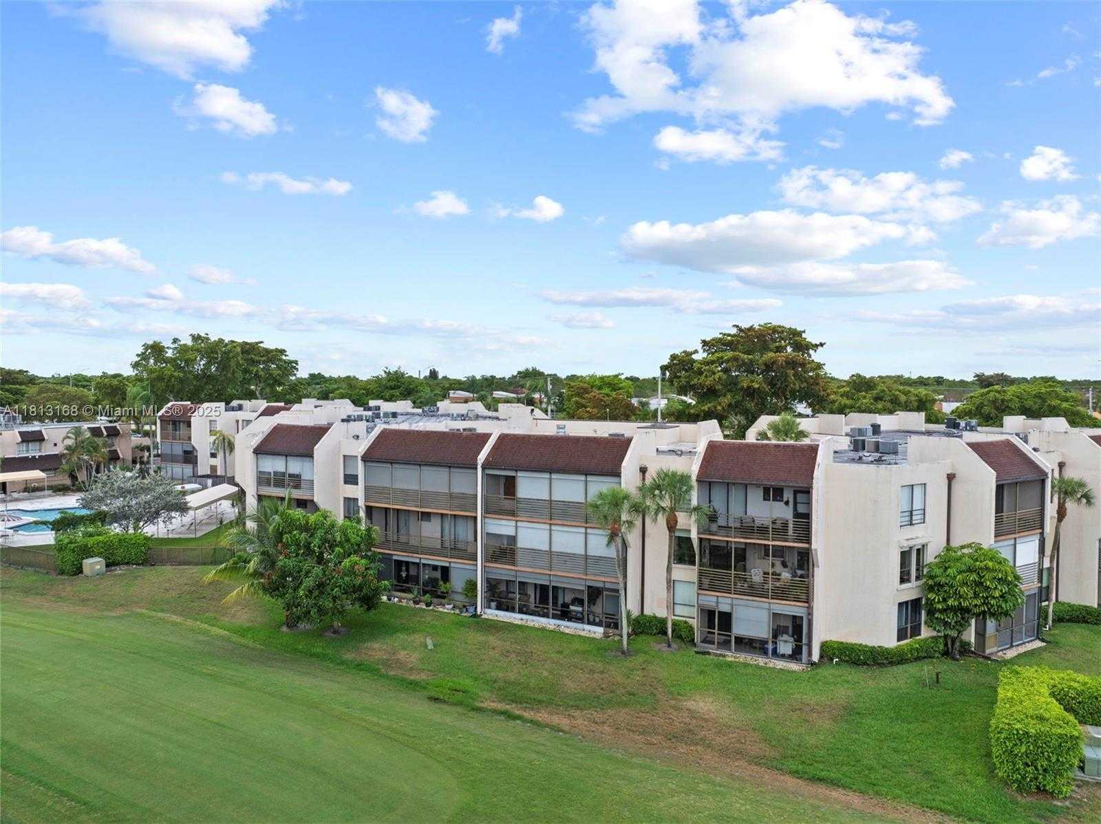Small Image of 6451 NORTH UNIVERSITY DR #205, Tamarac Number 25