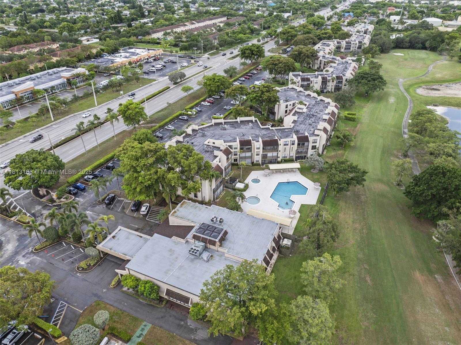 Small Image of 6451 NORTH UNIVERSITY DR #205, Tamarac Number 33