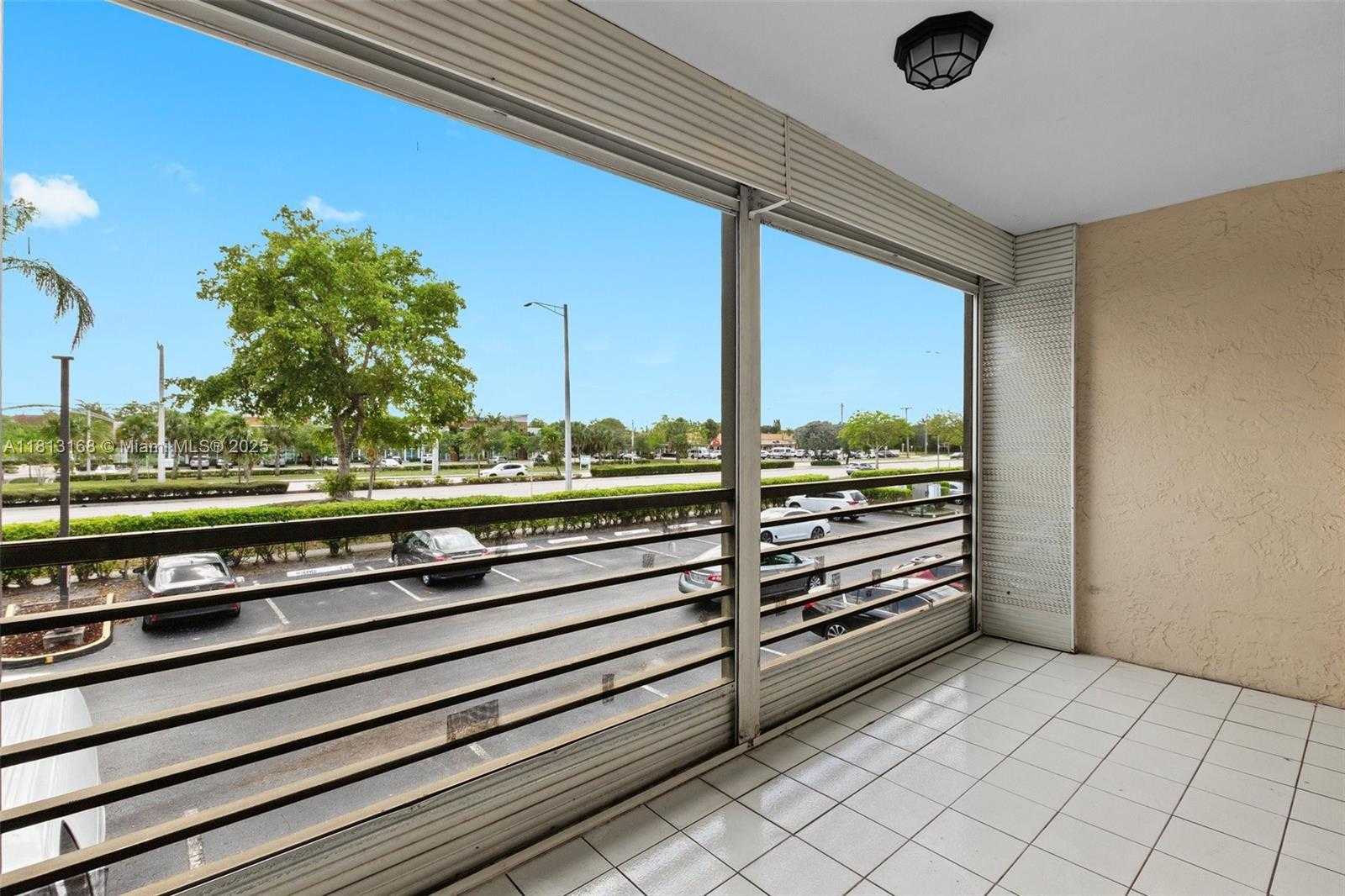Small Image of 6451 NORTH UNIVERSITY DR #205, Tamarac Number 6
