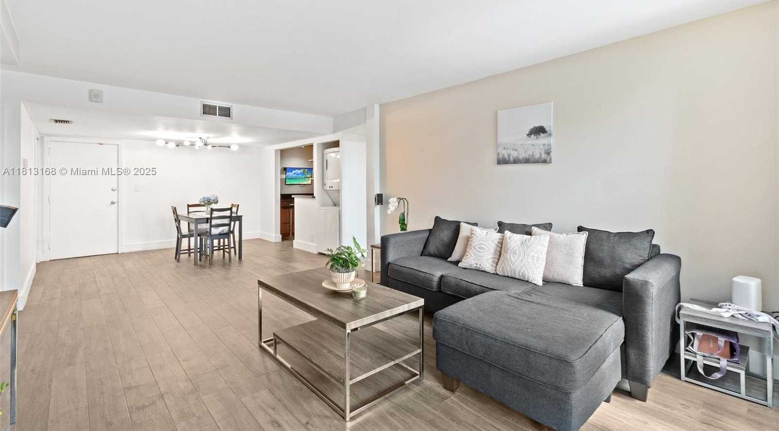 Small Image of 6451 NORTH UNIVERSITY DR #205, Tamarac Number 8