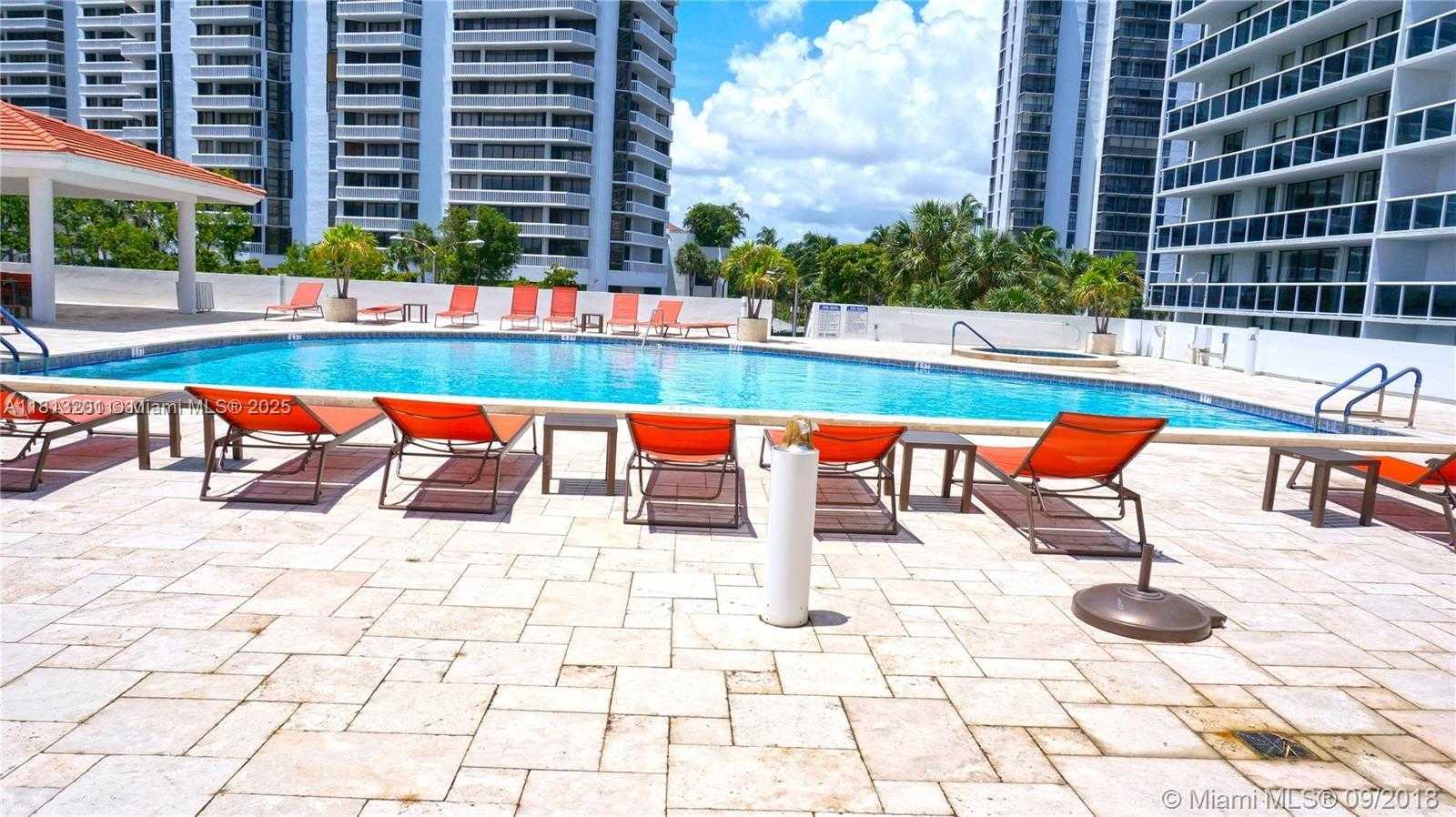 Small Image of 20505 EAST COUNTRY CLUB DR #2039, Aventura Number 5