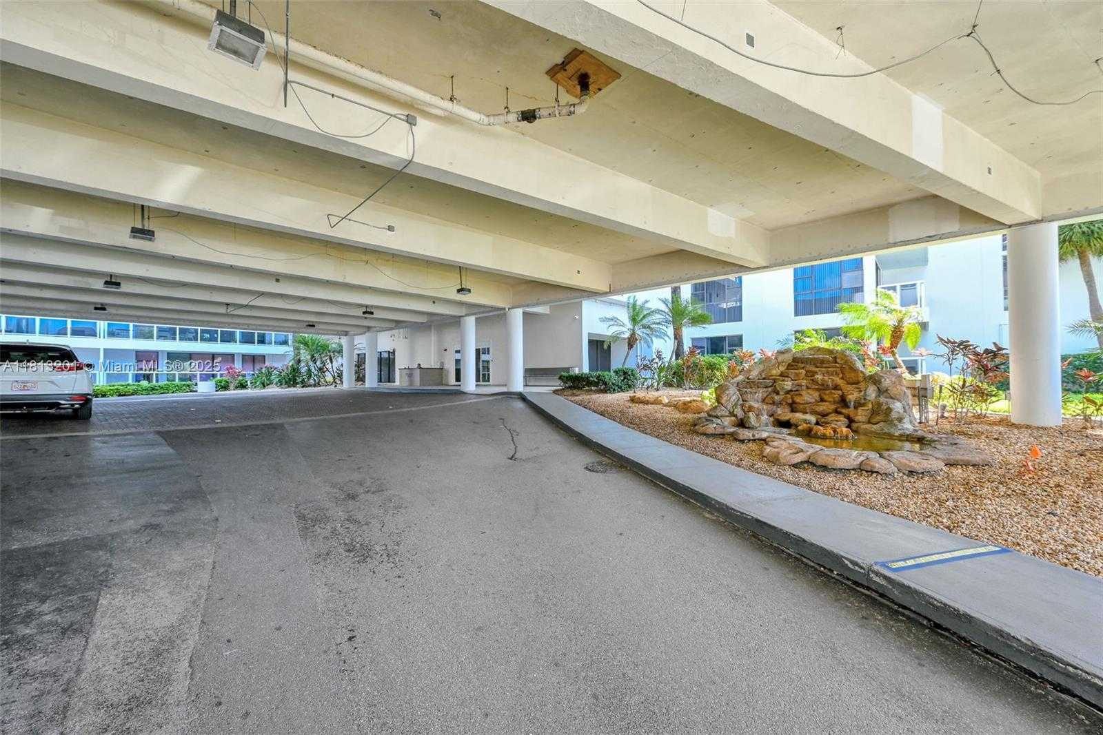 Small Image of 20505 EAST COUNTRY CLUB DR #2039, Aventura Number 55