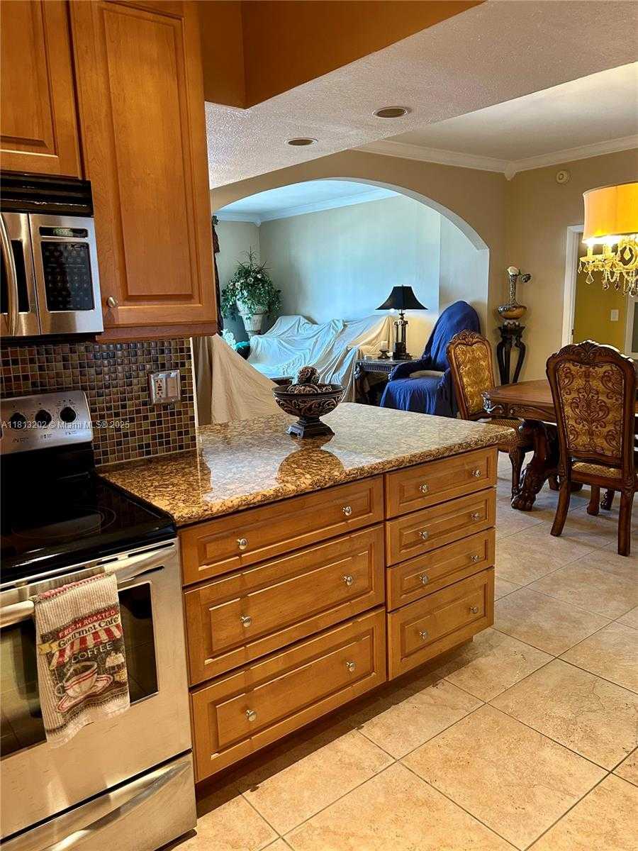 Small Image of 1500 SOUTH OCEAN DR #PHJ, Hollywood Number 12