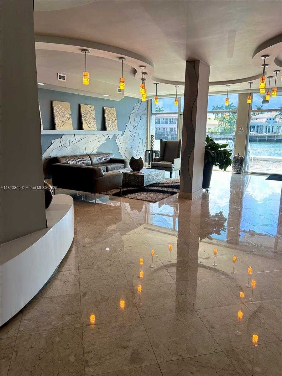 Small Image of 1500 SOUTH OCEAN DR #PHJ, Hollywood Number 2