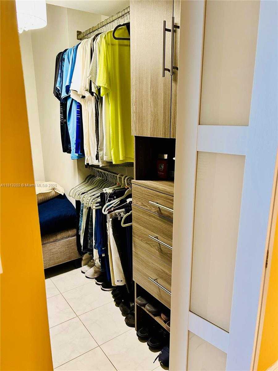 Small Image of 1500 SOUTH OCEAN DR #PHJ, Hollywood Number 22