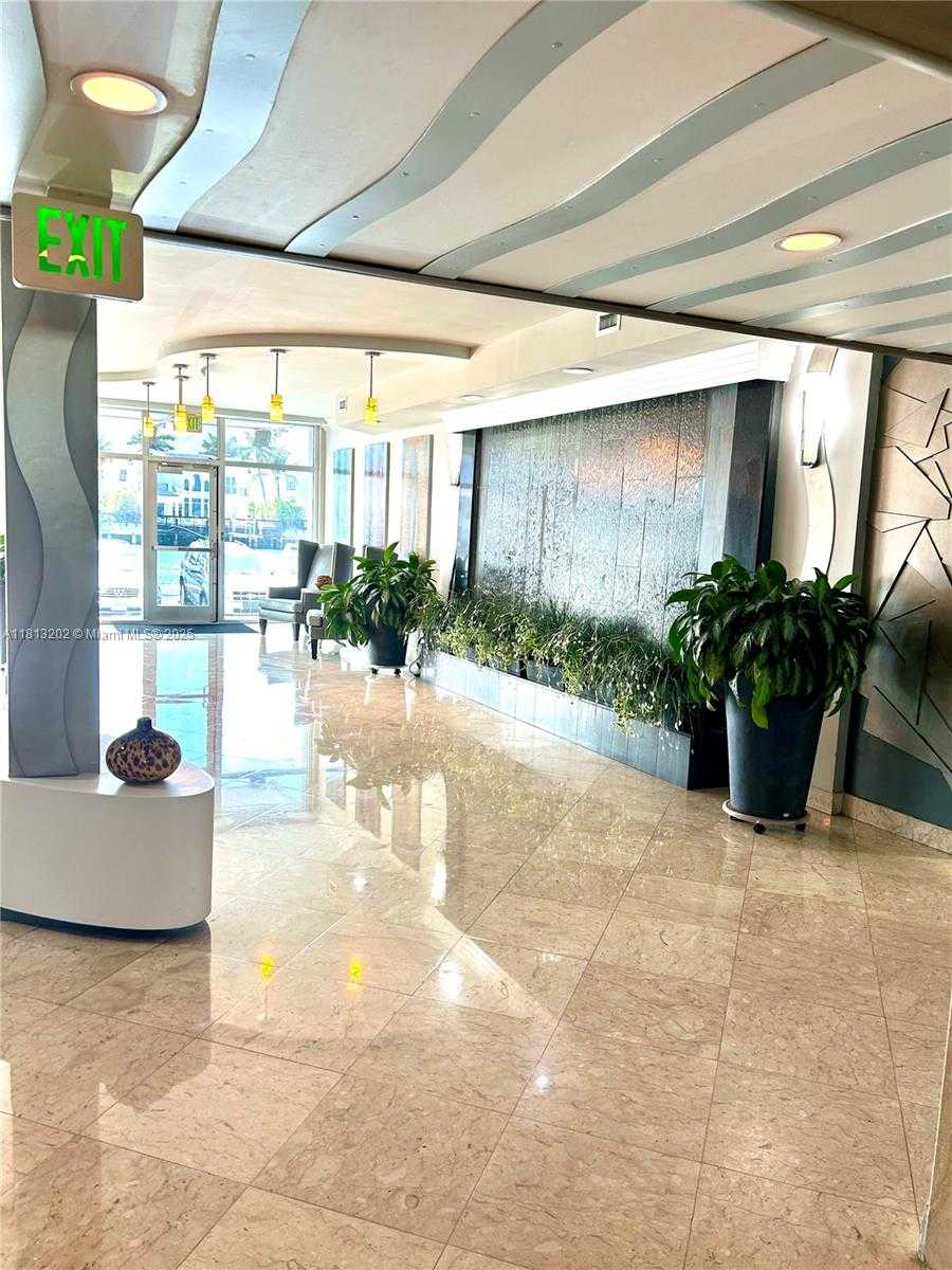Small Image of 1500 SOUTH OCEAN DR #PHJ, Hollywood Number 3