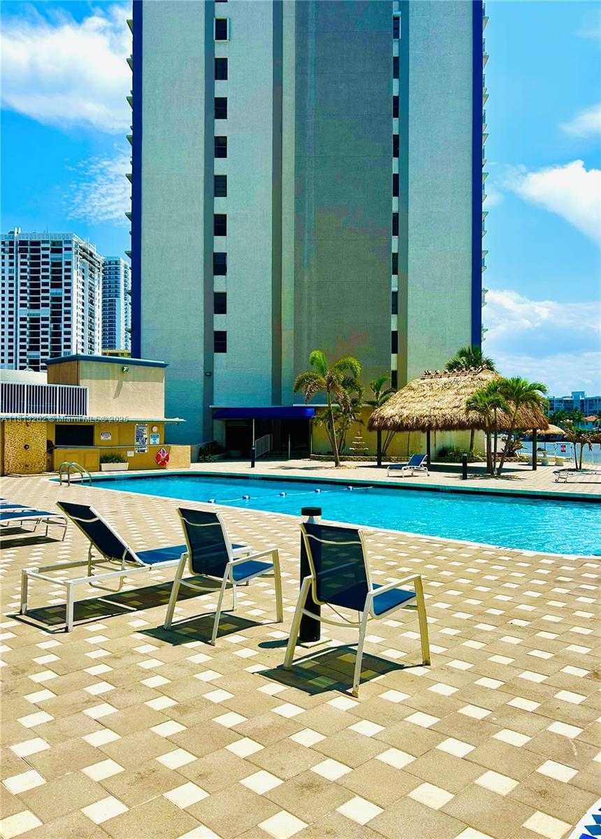 Small Image of 1500 SOUTH OCEAN DR #PHJ, Hollywood Number 7