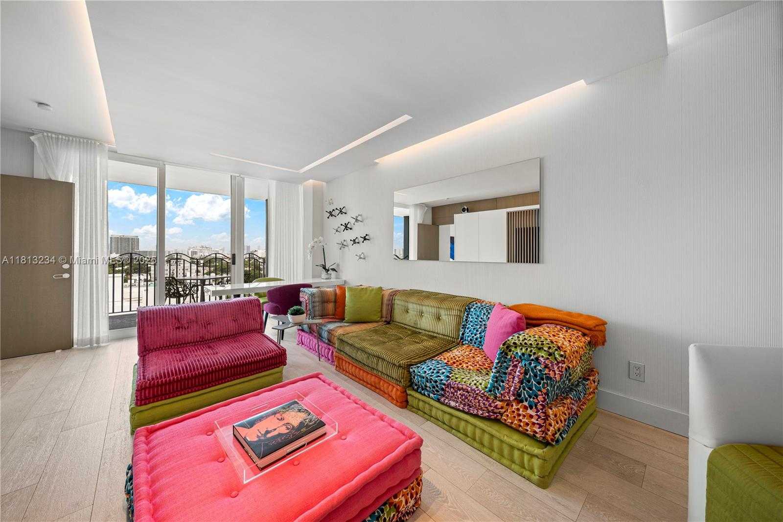Small Image of 1500 OCEAN DR #910, Miami Beach Number 15