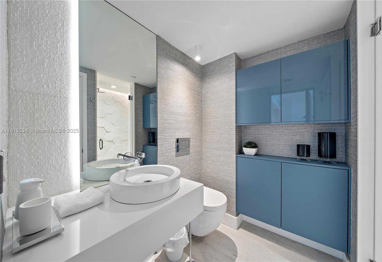 Small Image of 1500 OCEAN DR #910, Miami Beach Number 9