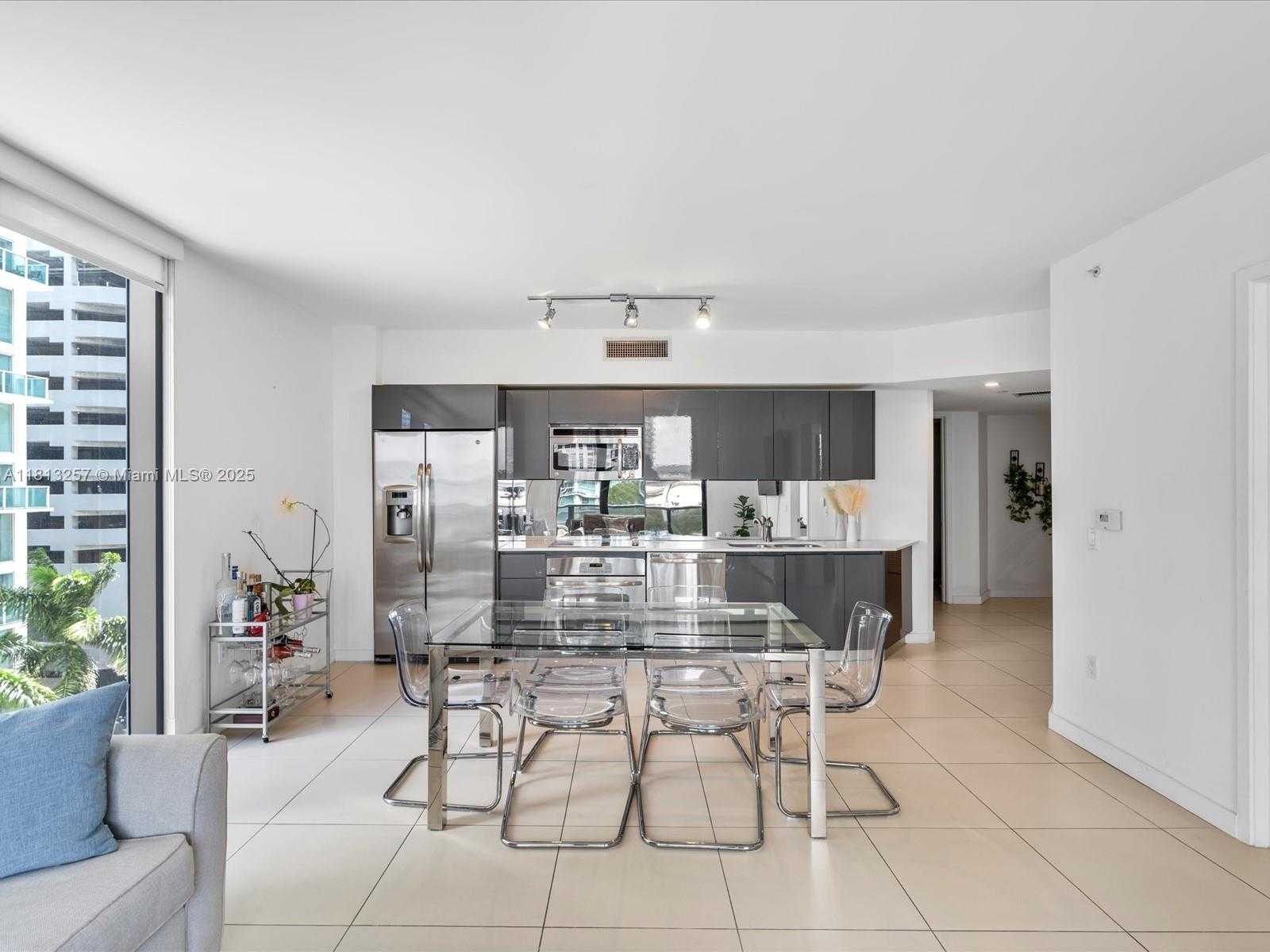 Small Image of 31 SOUTH EAST 6TH ST #802, Miami Number 14