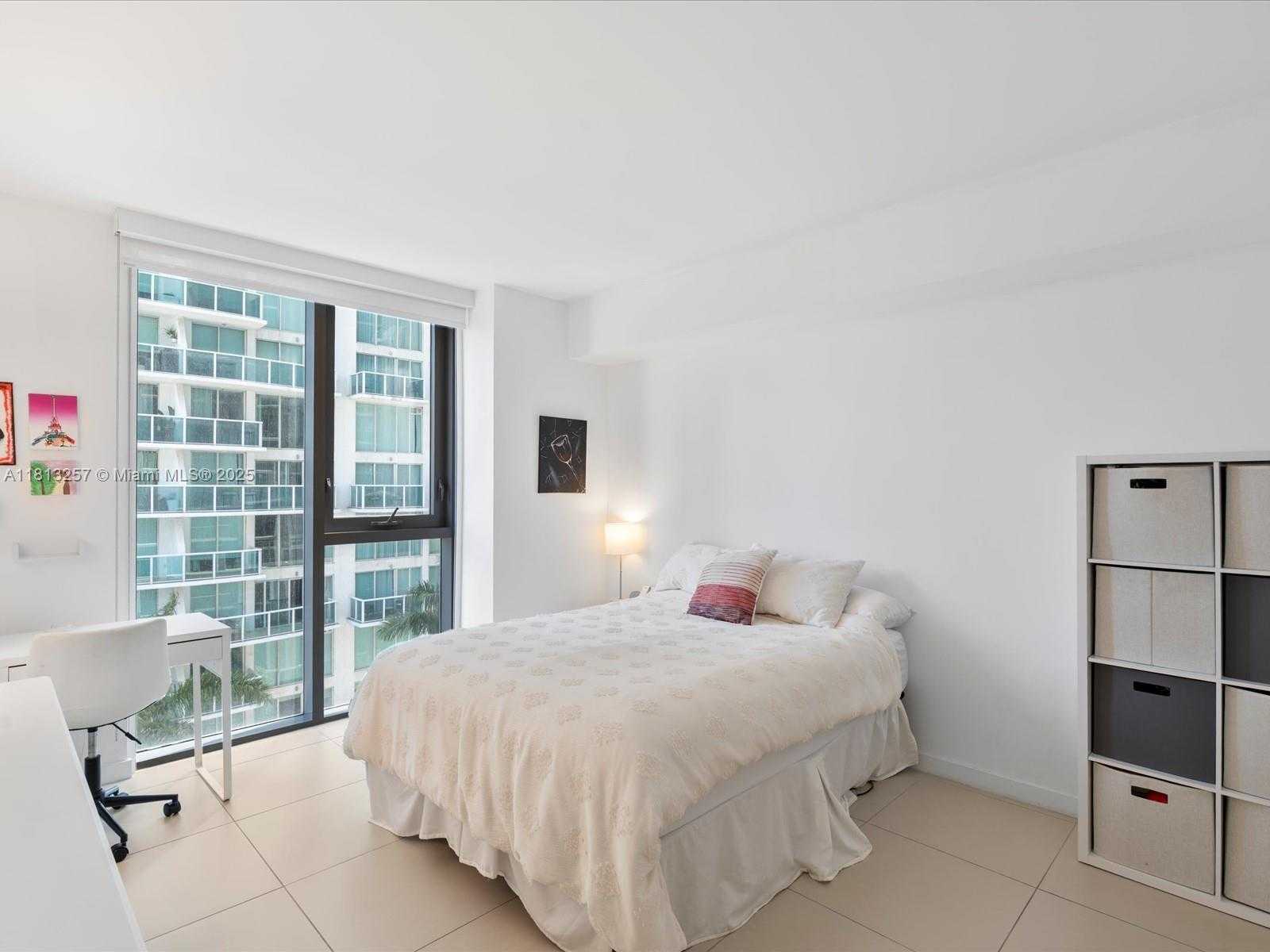 Small Image of 31 SOUTH EAST 6TH ST #802, Miami Number 15