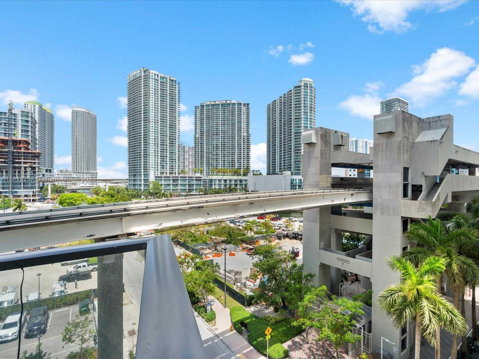 Small Image of 31 SOUTH EAST 6TH ST #802, Miami Number 36